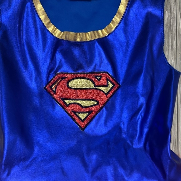 🩷 3/$20 Supergirl dress size 6 little girls, red tutu skirt dress ((missing cape - Picture 3 of 10